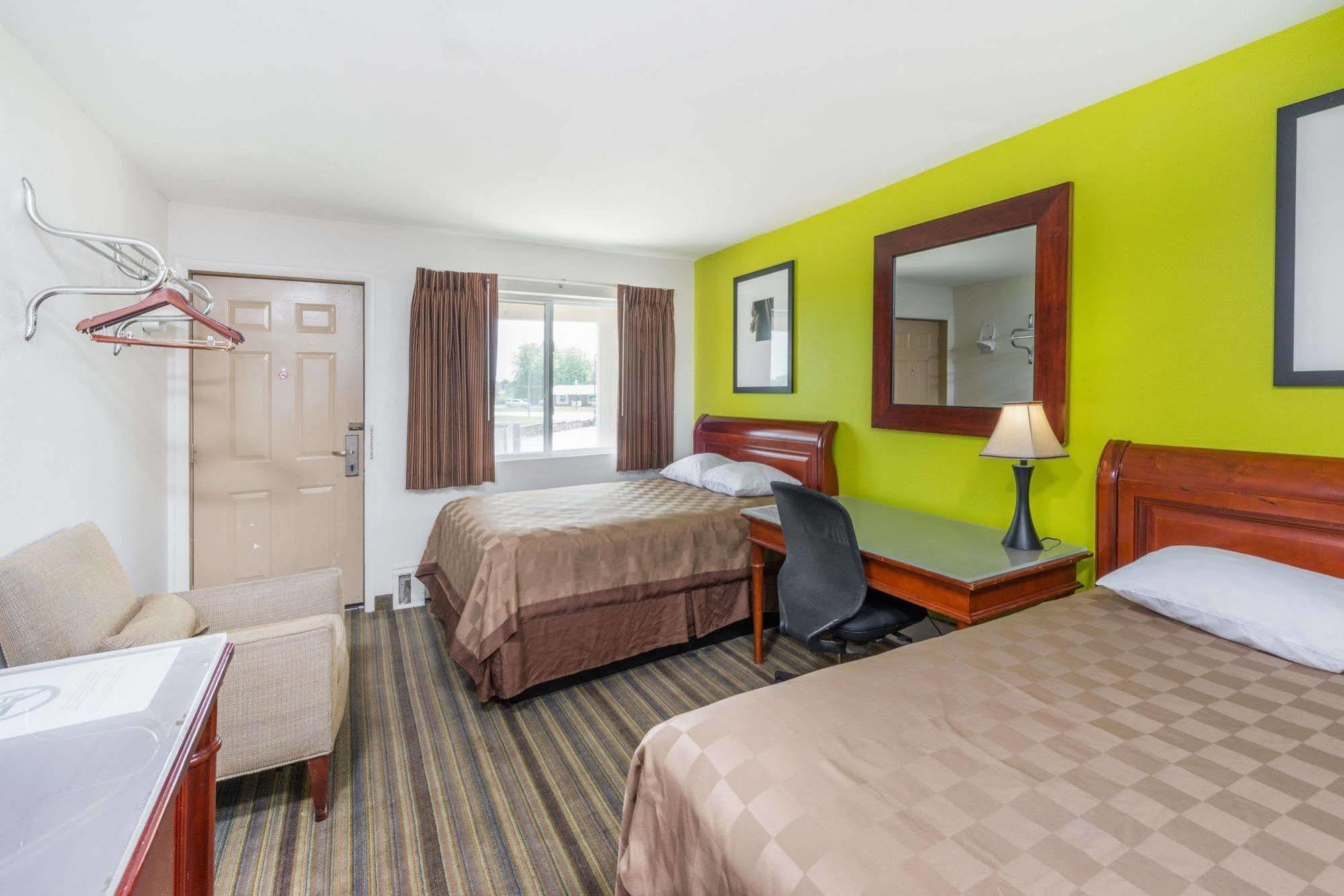 Rodeway Inn Pittsfield Eksteriør bilde